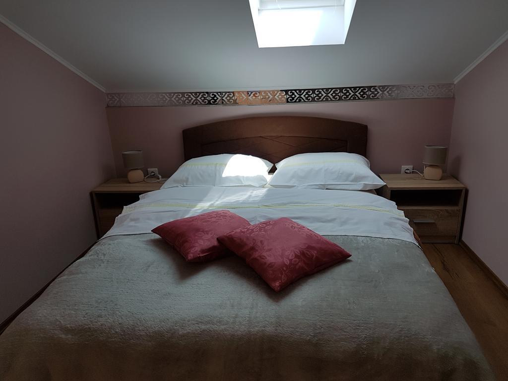 Apartments Suzana Novi Vinodolski Εξωτερικό φωτογραφία
